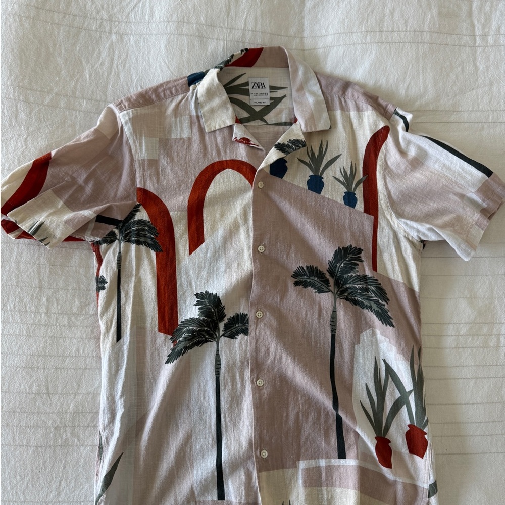 Zara Men's Palm Print Shirt - Red, Black, Cream